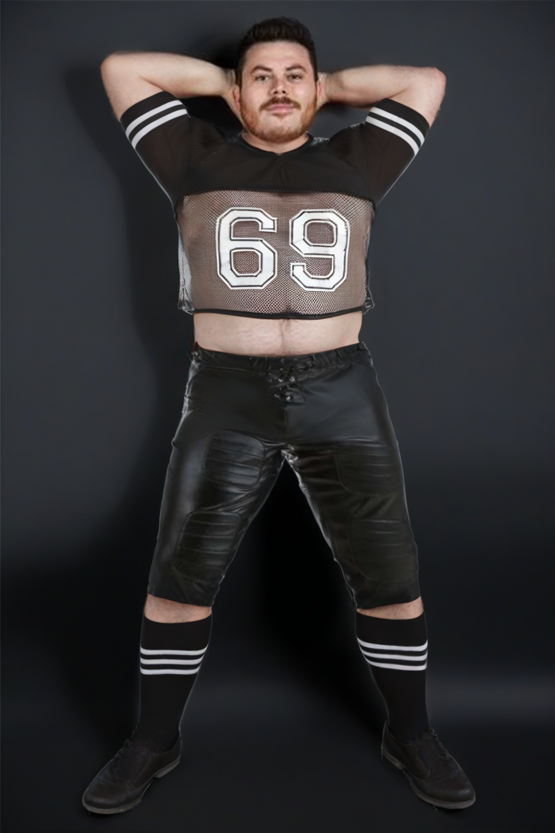 Men's Plus Size Footballer Costume: Mesh Crop Jersey & Pants for Game Day