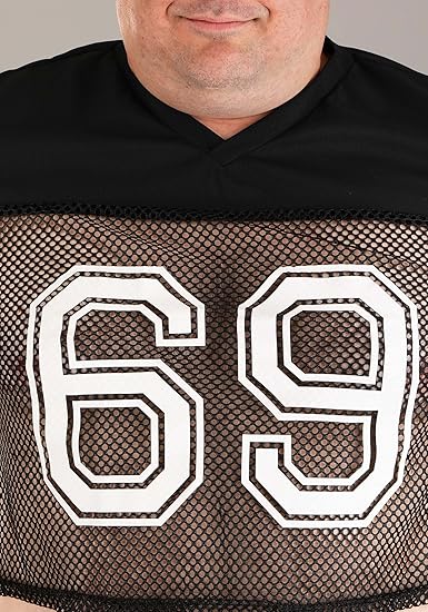 Men's Plus Size Footballer Costume: Mesh Crop Jersey & Pants for Game Day